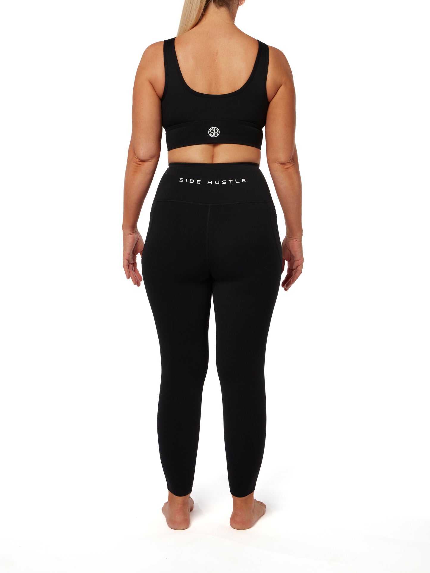 Air - Sports Bra and Smooth High Waisted Leggings